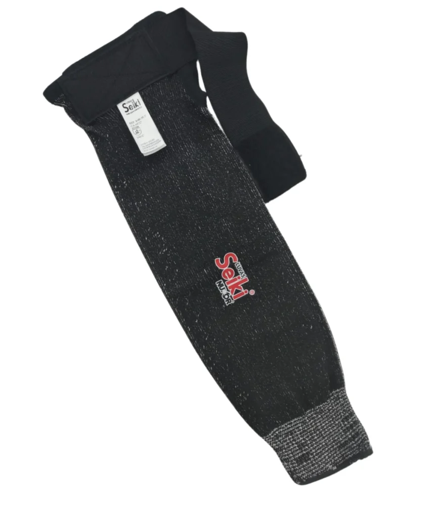 Mangote de segurança confeccionada com 1 fio de composto de polietileno com fibra de vidro. Punho com lastex e acabamento em overloque. Marca Seiki CA 45727 - Referência 8480.50